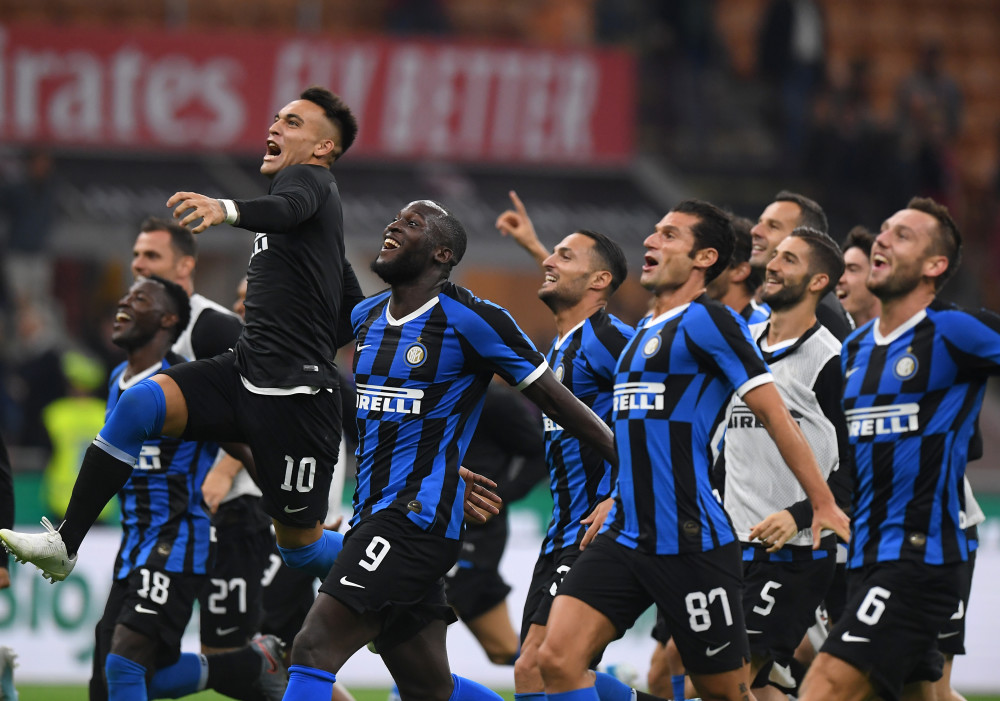 新疆95-96深圳遭3坏消息！外援配置糟糕，外线防守拉胯，欠缺领袖