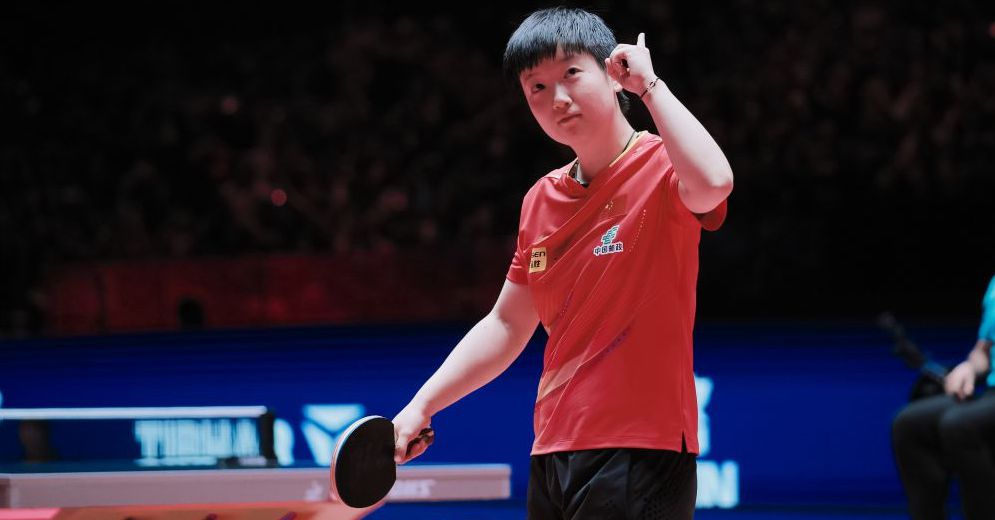 世体：内马尔一次支撑失误后接受处理，问题不大但引发了担忧