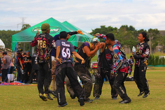 欧冠战报：格林伍德梅开二度，马赛3-2逆转圣吉罗斯