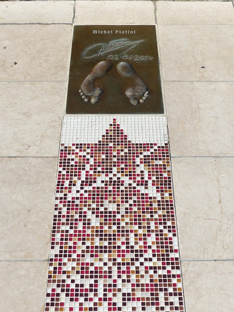 各国可以更 各国可以更